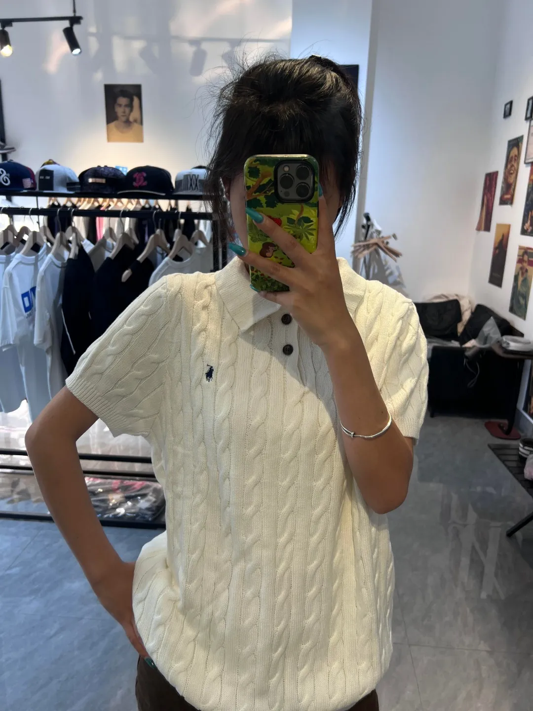 ┃ ┃